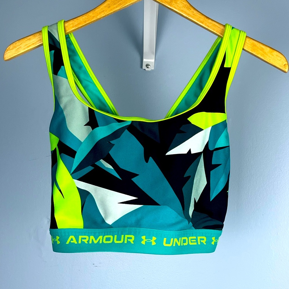 Under Armour cross back compression sports bra